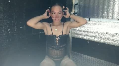 snoky_serna online show from 20, 5, 2026