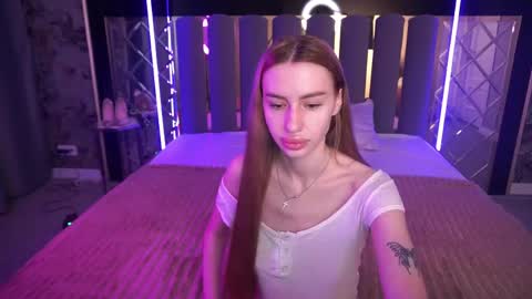 snow_whiteeex online show from 17, 5, 2026