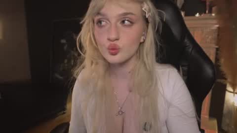 Ellie online show from 28, 6, 2026