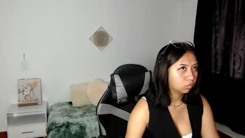 sofia online show from 12, 10, 2025