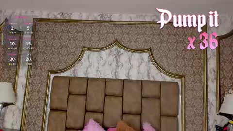 Snapshot of soffiqueen chatting on 4, 2, 2026 Schedule 1400 - 2100 gtm-5 online show from 4, 2, 2026