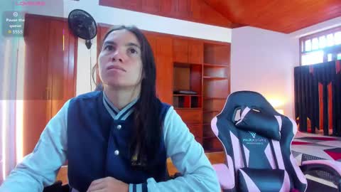 soffy and mia online show from 8, 1, 2026