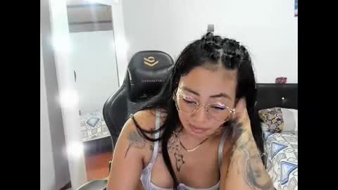 Snapshot of sofhya_jay9 chatting on 30, 12, 2024 Evainked online show from 30, 12, 2024