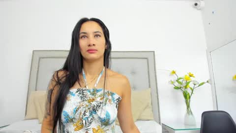 sofhyalove online show from 19, 4, 2026