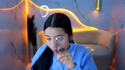 Online 800 to 1400 online show from 6, 1, 2026