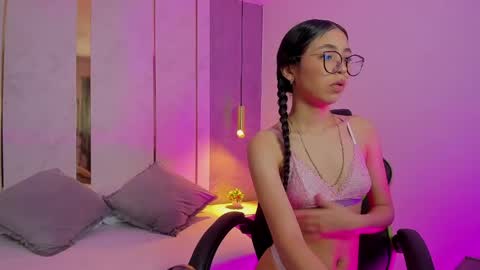 S O F I  online show from 3, 6, 2026