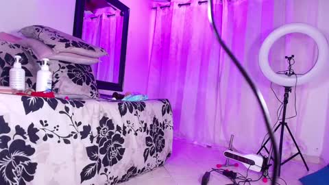 Sofia online show from 28, 1, 2025