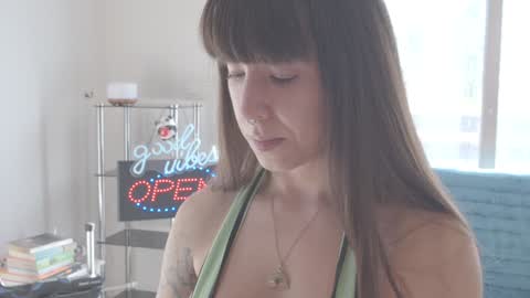 Sofi Mora online show from 15, 12, 2024