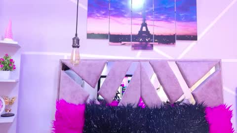 Sofi Noa online show from 24, 11, 2025