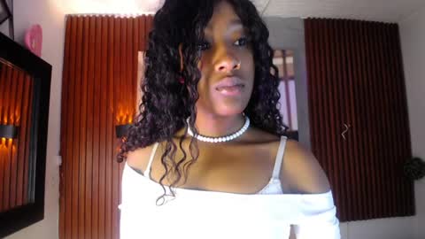 Snapshot of sofi_thomas_ chatting on 10, 6, 2026 Sofia online show from 10, 6, 2026