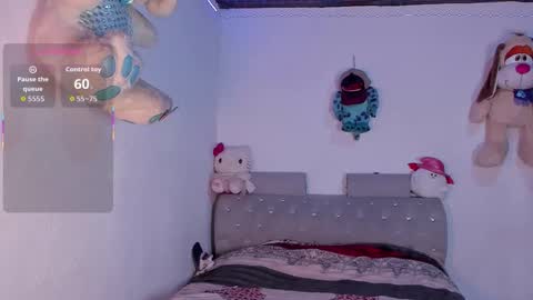 Snapshot of sofia_garcia01 chatting on 28, 9, 2025 Sofia Garcia online show from 28, 9, 2025