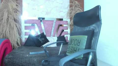 Snapshot of sofia_gutierrez__ chatting on 4, 3, 2025 sofia gutierrez online show from 4, 3, 2025