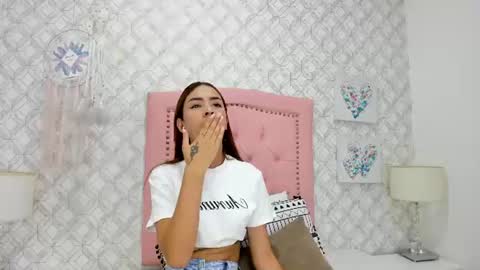 Snapshot of sofia_martinez9 chatting on 8, 7, 2026 sofia_martinez9 online show from 8, 7, 2026