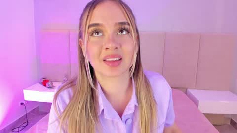 Snapshot of sofia_pamela chatting on 24, 12, 2024 SOFIA PAMELA online show from 24, 12, 2024
