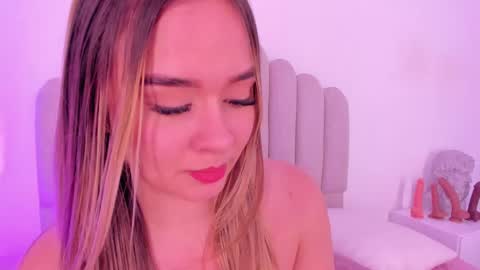 Snapshot of sofia_pamela chatting on 21, 2, 2025 SOFIA PAMELA online show from 21, 2, 2025