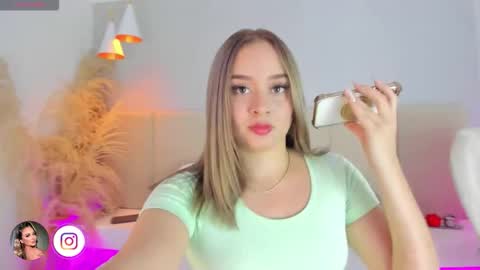 SOFIA PAMELA online show from 15, 12, 2025