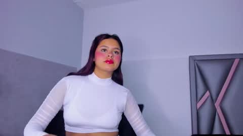 Sofa online show from 13, 9, 2025