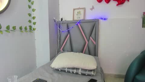 Sofa online show from 28, 2, 2026