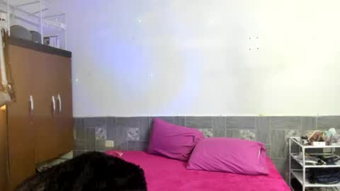 Danna Sofia online show from 16, 1, 2025