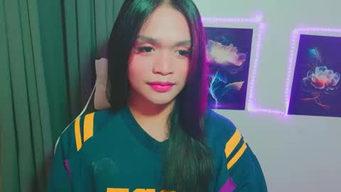 sofiafuckxx online show from 19, 12, 2025