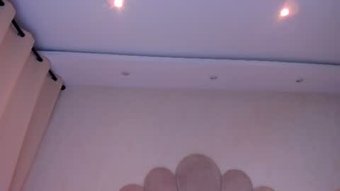 Snapshot of sofiagomez_1 chatting on 14, 6, 2026 SOFI online show from 14, 6, 2026