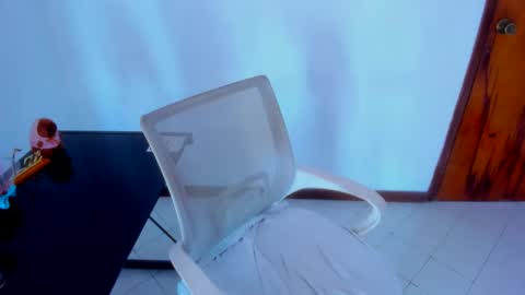 sofia online show from 11, 4, 2026