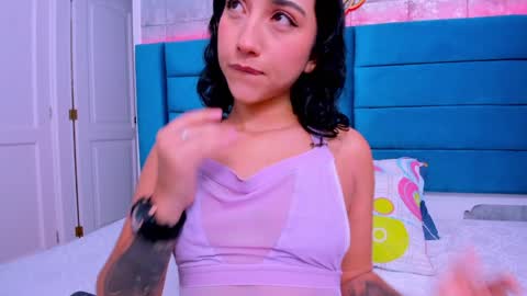 Snapshot of sofiamiiller chatting on 25, 1, 2025 Sofia Miller online show from 25, 1, 2025