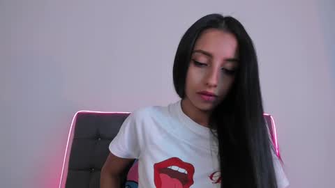 Sofia online show from 2, 3, 2025