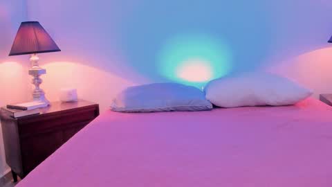 Snapshot of sofiarouge_ chatting on 19, 11, 2025 Sofia Help me reach 5K followers online show from 19, 11, 2025