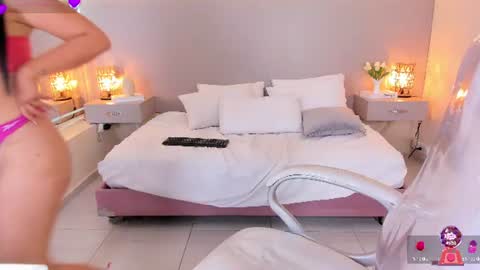 Snapshot of sofiathonsonn chatting on 25, 6, 2026 Sofia online show from 25, 6, 2026