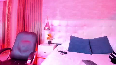 sofiathoompson online show from 21, 6, 2026