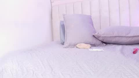 Sofia Velez  online show from 27, 2, 2026