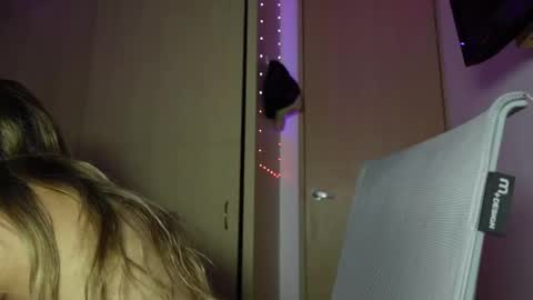 Snapshot of sofiax5 chatting on 18, 9, 2025 Sofi online show from 18, 9, 2025
