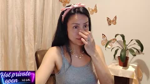 Sofi Bella online show from 13, 11, 2025