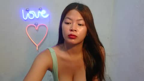 sofie_loorexx online show from 11, 2, 2026