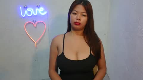 sofie_loorexx online show from 15, 2, 2026