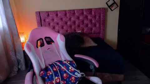 Snapshot of sofii_cute01 chatting on 19, 12, 2025 sofii_cute01 online show from 19, 12, 2025