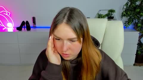 sofii_darling online show from 25, 2, 2026