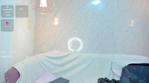 Snapshot of sofii_miller_ chatting on 13, 2, 2025 online show from 13, 2, 2025