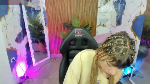  Sofii  online show from 21, 5, 2026