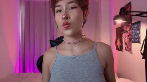 Snapshot of sofii_uwu_ chatting on 12, 5, 2026 Sofii online show from 12, 5, 2026