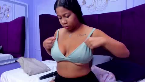 sofiifox online show from 9, 2, 2025