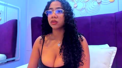 sofiifox online show from 5, 10, 2025