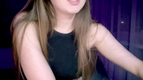 Snapshot of sofinovvak chatting on 25, 5, 2026 Sofi online show from 25, 5, 2026