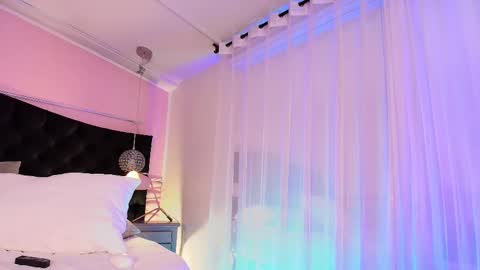 Snapshot of sofly_s chatting on 28, 2, 2025 Sofi online show from 28, 2, 2025