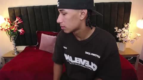 Cam and Amy online show from 25, 2, 2026