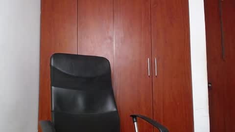 Snapshot of soft_fetish chatting on 28, 2, 2025 Camila M online show from 28, 2, 2025