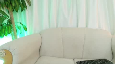 softangel_x online show from 27, 7, 2026
