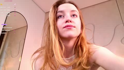 softdreamer_ online show from 6, 4, 2026