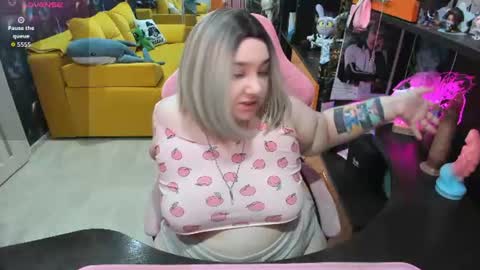 Snapshot of softie_sofy chatting on 28, 6, 2026 Sofie online show from 28, 6, 2026